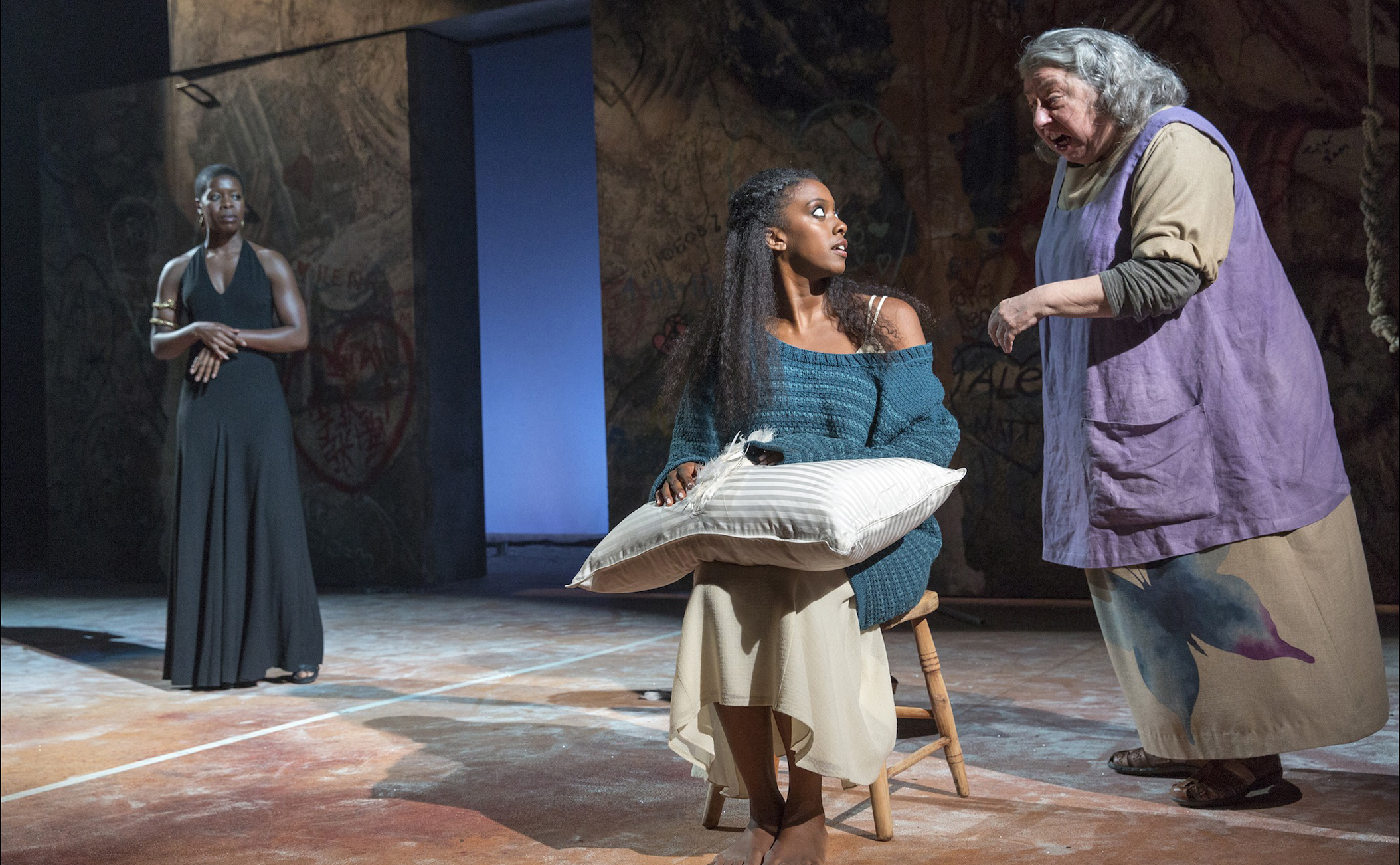 There aren’t many works as long-familiar as Shakespeare’s ROMEO AND JULIET, which has had 35 Broadway productions since 1754 and begins performances again this month. In a version that adds a new shade to the color-blind rainbow, director David Leveau